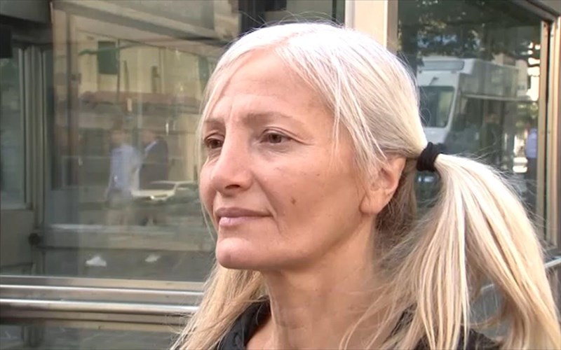 i-soprano-ton-dromon-tou-los-antzeles-exei-protasi-apo-diskografiki-etaireia