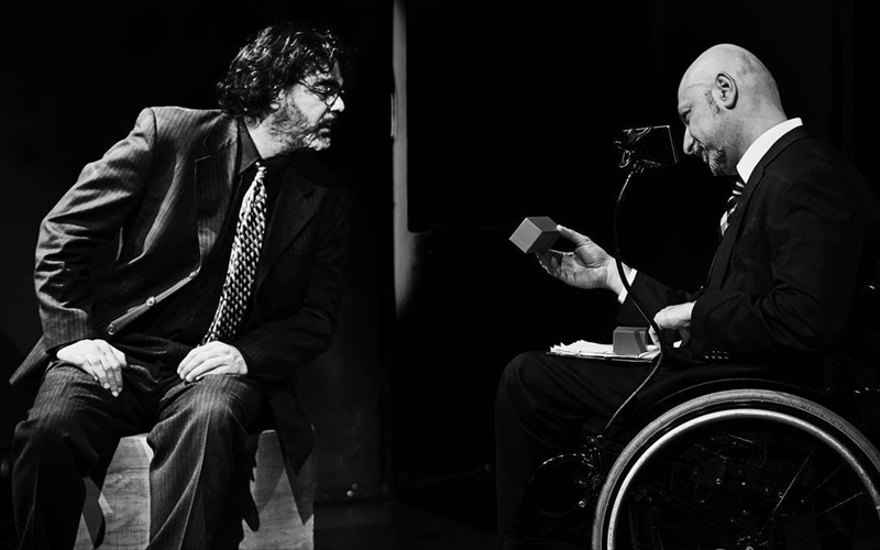 to-lebensraum-tou-thanasi-triaridi-ksana-sto-theatro