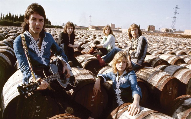 apoktiste-to-psuxedeliko-leoforeio-ton-wings