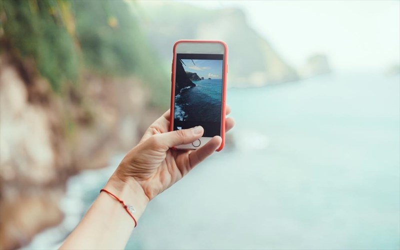 eseis-tha-kanate-auti-tin-oneiremeni-taksidiotiki-douleia