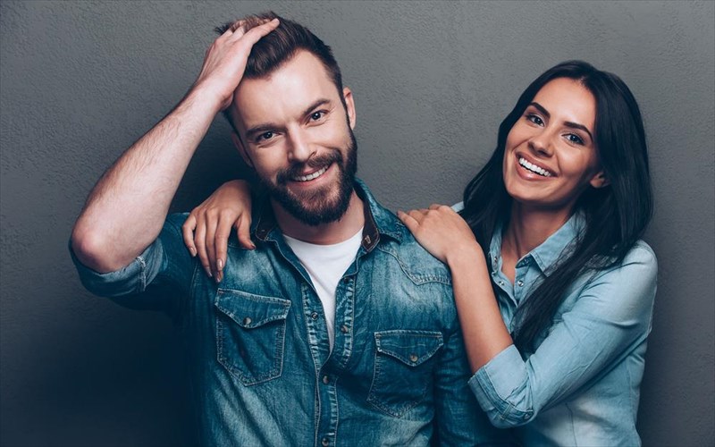 ta-mallia-mas-brikan-ton-summaxo-pou-tous-aksizei