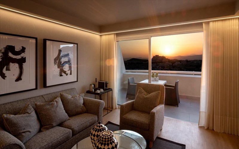 deite-tis-olokainourgies-divine-acropolis-view-souites-tou-divani-caravel