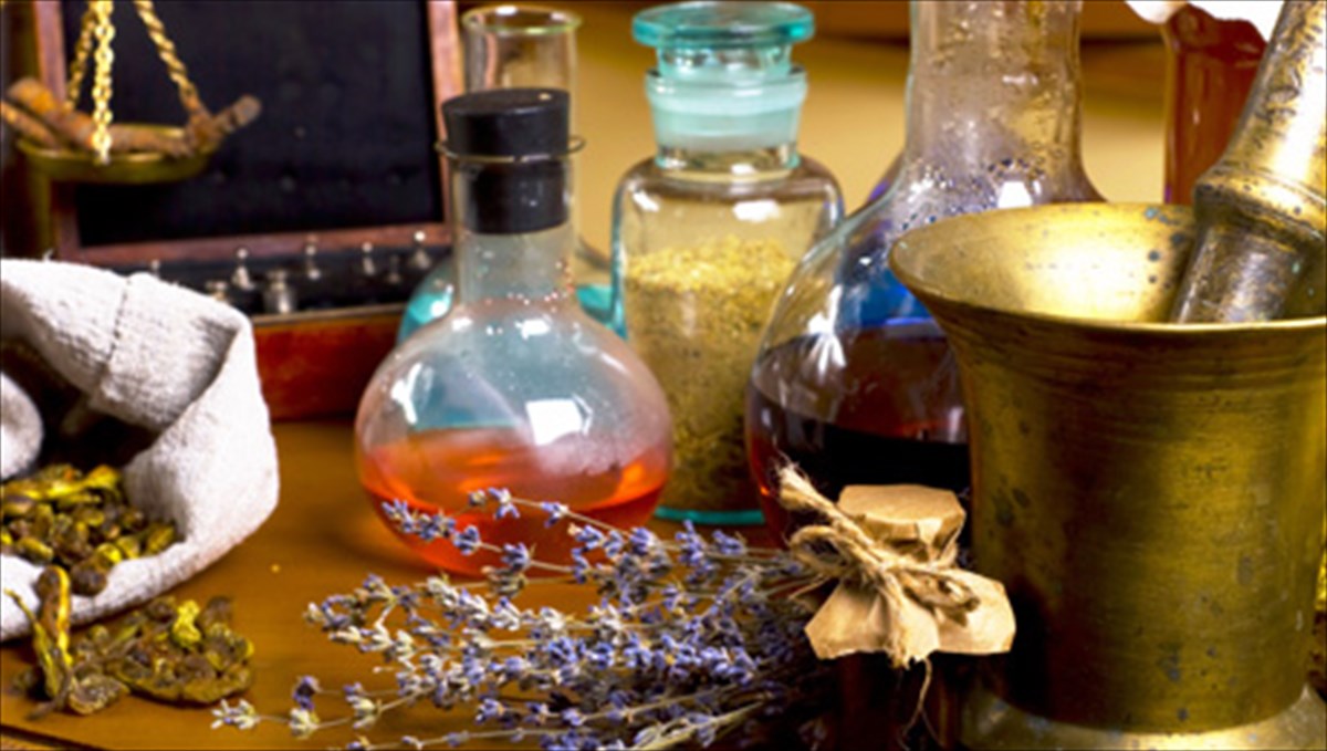 o-alximistis-tou-martselo-simoni