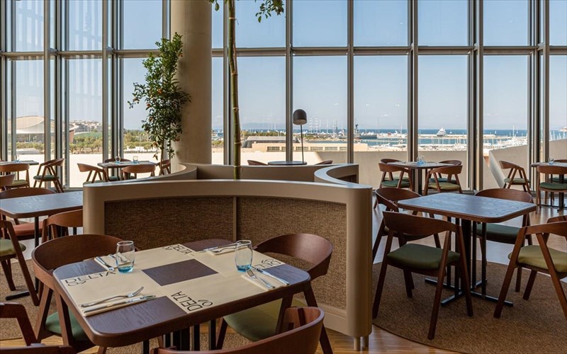 noembrios-me-aroma-rodiou-kai-lebantas-sto-delta-restaurant