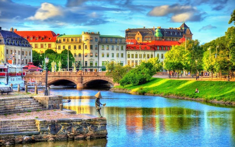 auti-i-europaiki-poli-einai-apo-tis-pio-biosimes-tou-kosmou-europaiki-poli-einai-apo-tis-pio-biosimes-tou-kosmou