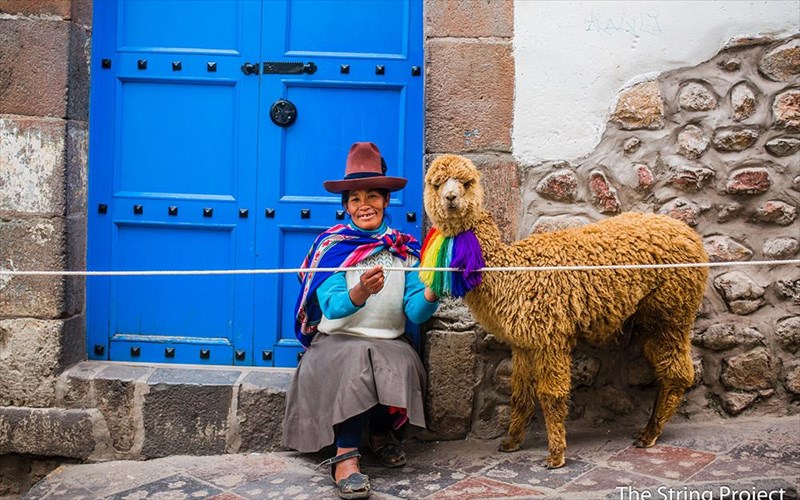 i-ekthesi-the-string-project-stin-blank-wall-gallery