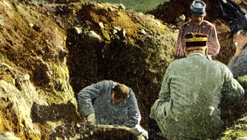 i-taragmeni-thessaloniki-anastoxazetai