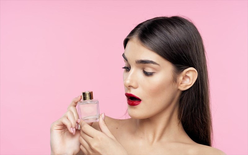 kolonies-gigantes-se-mpoukalia-miniatoures