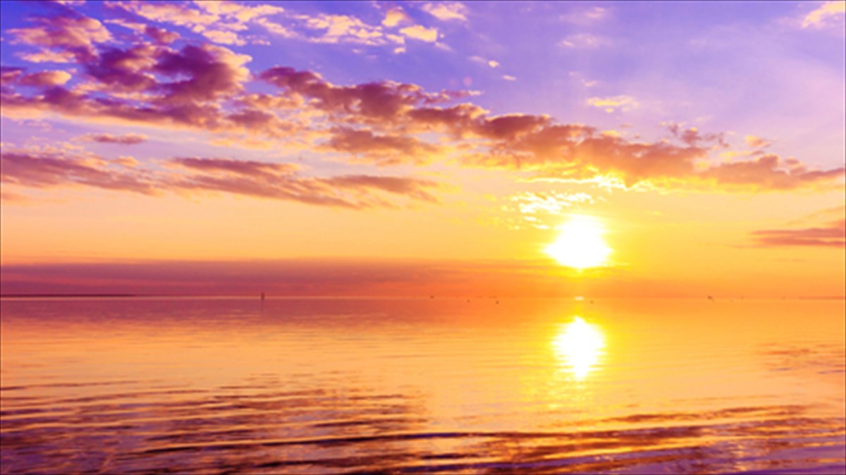 10-tragoudia-gia-ton-kalokairino-ilio