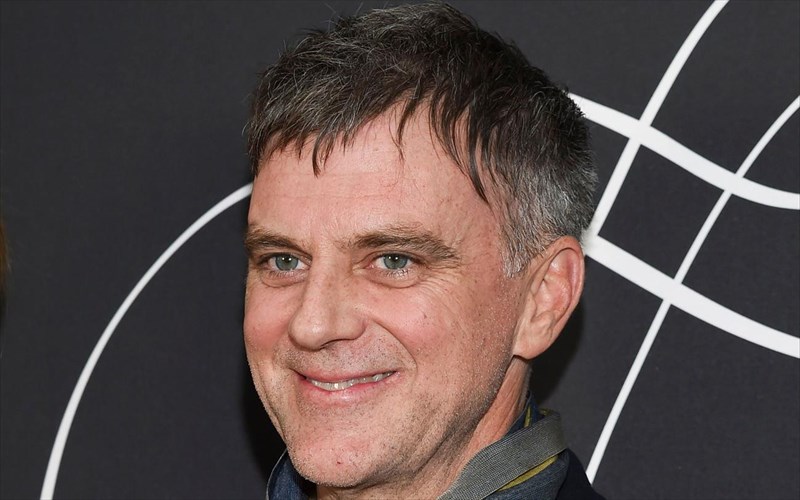 o-paul-thomas-anderson-psaxnei-tous-katallilous-ithopoious-gia-mia-epistrofi-stin-dekaetia-tou-1970