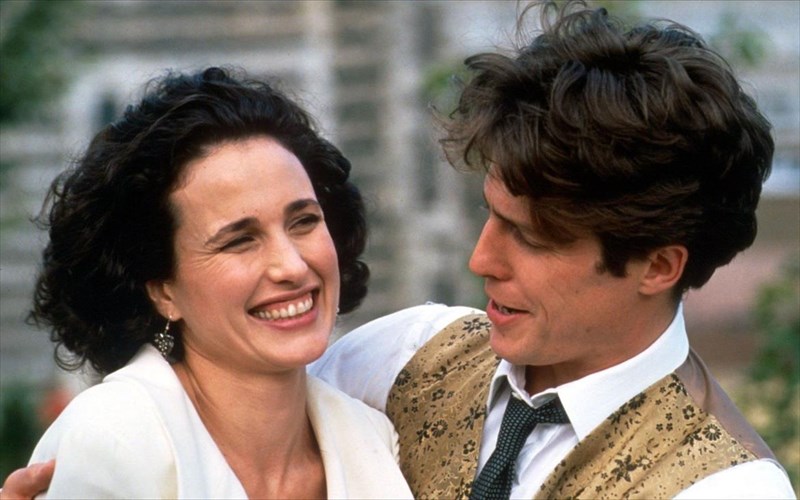 i-andie-macdowell-den-katalabainei-tin-kritiki-sto-tesseris-gamoi-kai-mia-kideia