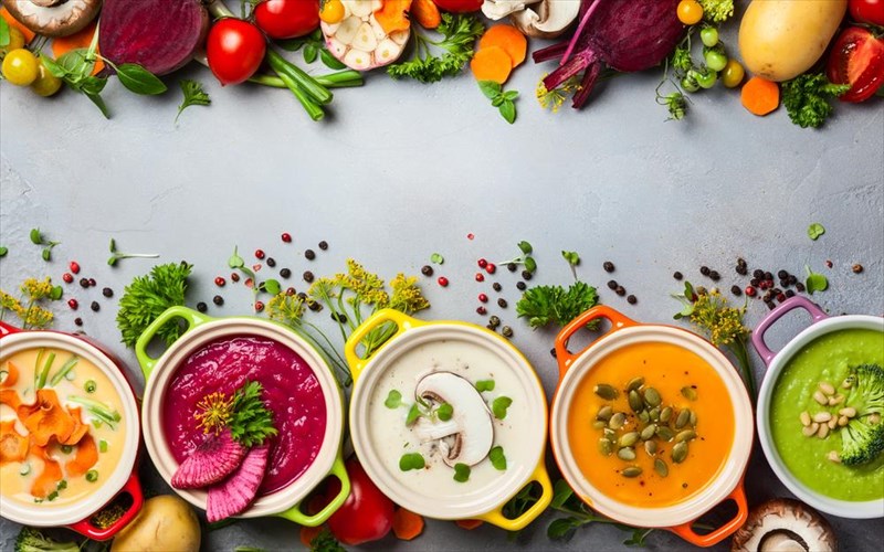 i-eidikos-proteinei-ti-diatrofi-tou-xeimona-me-basi-tis-soupes