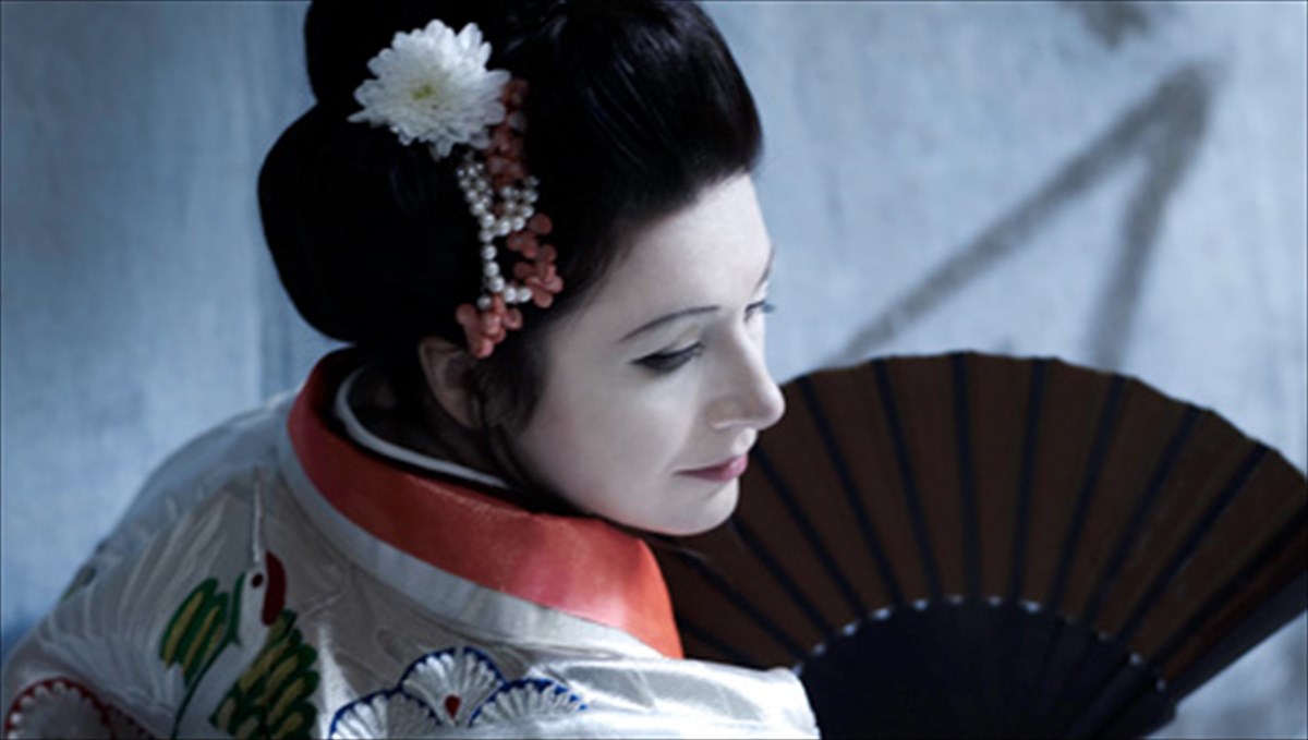 mantama-mpaterflai-dorean-eisitiria-se-anergous-sti-geniki-dokimi