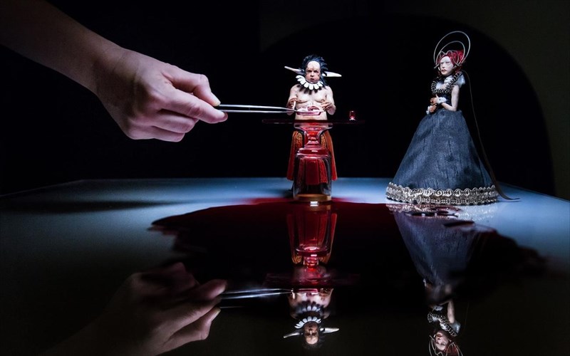 i-mikri-mesa-sto-skoteino-dasos-apo-ton-panteli-dentaki