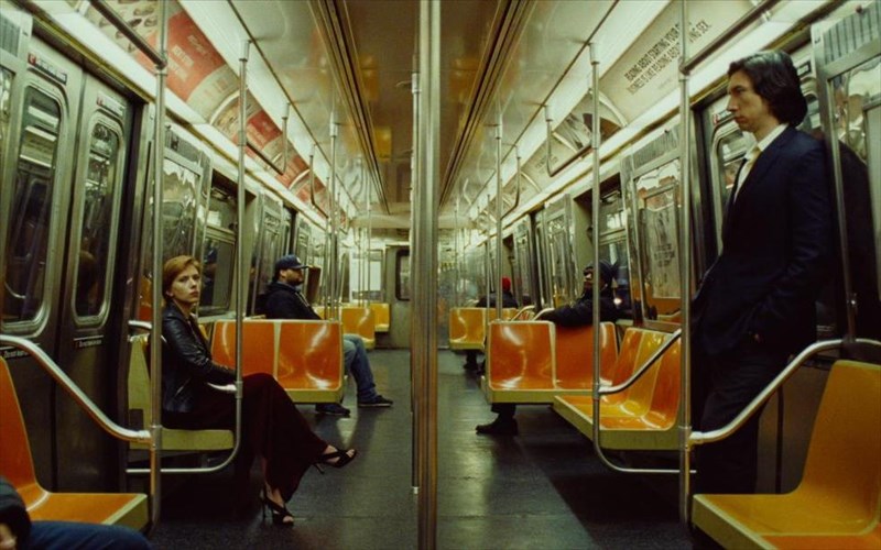 megalos-nikitis-sta-gotham-awards-i-istoria-gamou-kai-to-netflix-istoria-gamou-kai-to-netflix