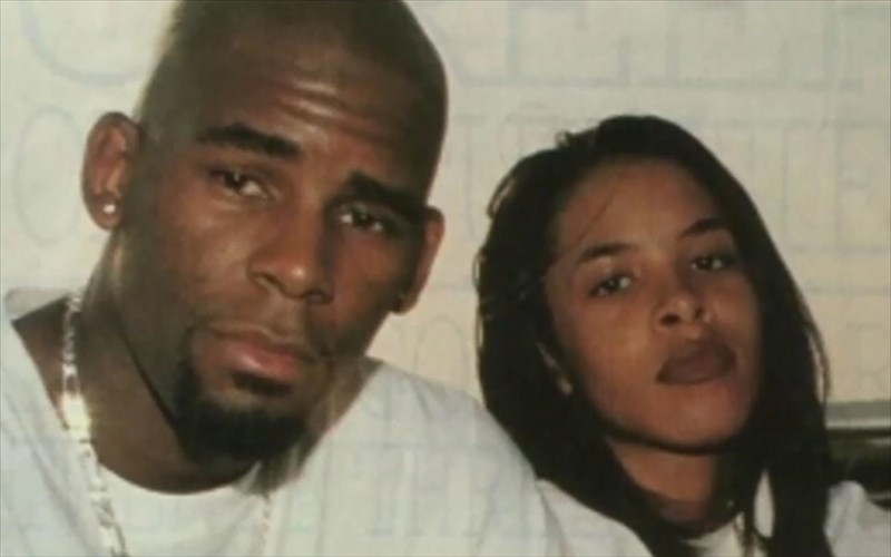sto-fos-nees-leptomereies-gia-ton-gamo-tou-r-kelly-me-tin-15xroni-aaliyah-to-1994