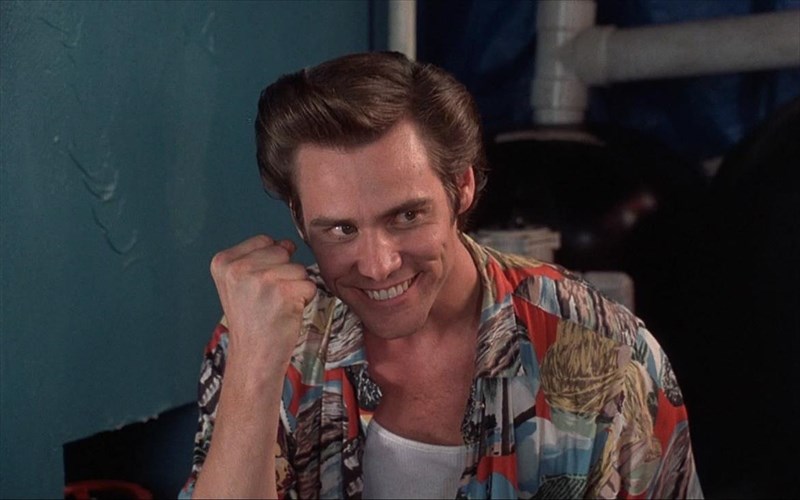 fimes-gia-epistrofi-tou-Jim-carrey-os-ace-ventura