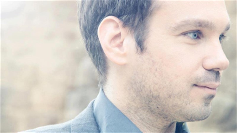 o-giorgis-xristodoulou-ston-kipo-tou-nomismatikou-mouseiou