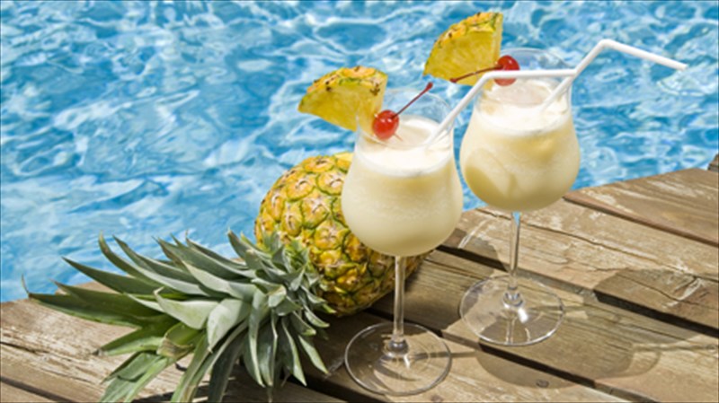 8kai1-pota-gia-kalokairini-apolausi-stin-paralia