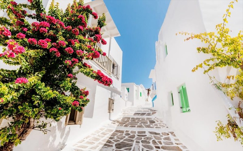 poio-elliniko-nisi-ksexorizei-gia-to-2020