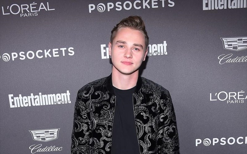 anoixto-parathuro-tou-ben-hardy-gia-mia-sunexeia-sto-bohemian-rhapsody