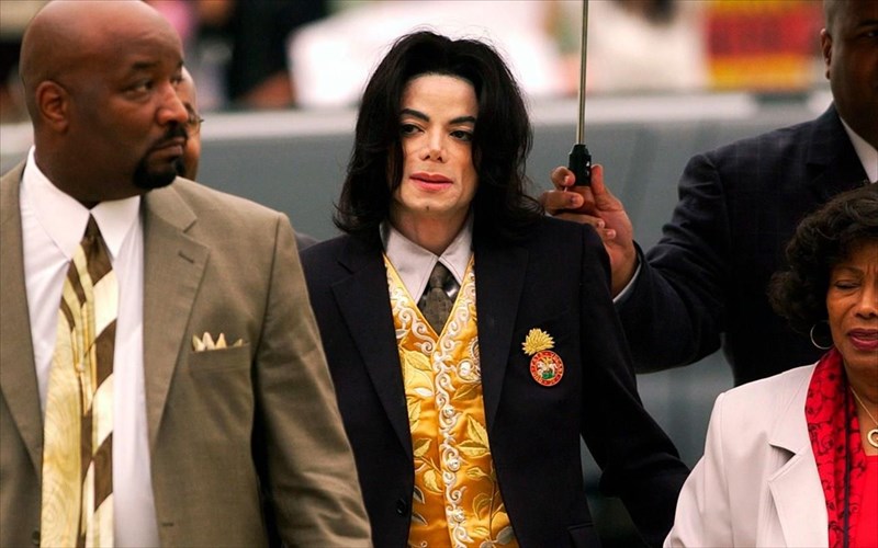 anoigei-o-dromos-gia-nees-minuseis-apo-tous-katigorous-tou-michael-Jackson-dromos-gia-nees-minuseis-apo-tous-katigorous-tou-michael-Jackson