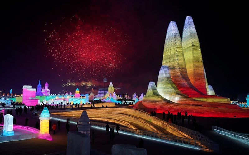 xarmpin-mia-poli-me-themelia-apopago