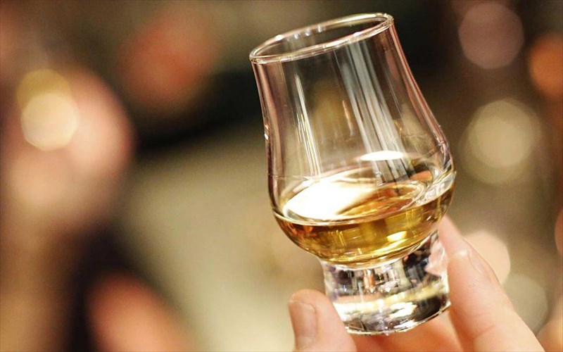 to-zappeio-tha-gemisei-elliniko-apostagma