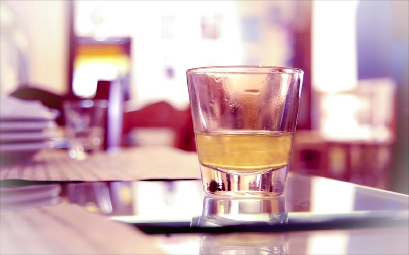 rakomelo-pou-mas-ofelei