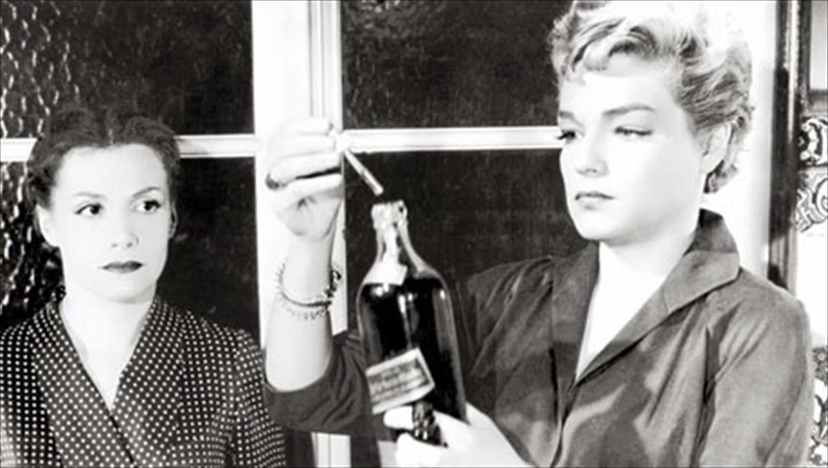 to-apokorufoma-tis-kallitexnikis-upostasis-tou-klouzo-epanakukloforei