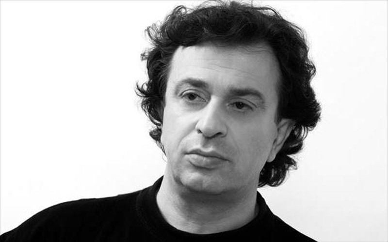 akroasi-ithopoion-apo-ton-themi-moumoulidi