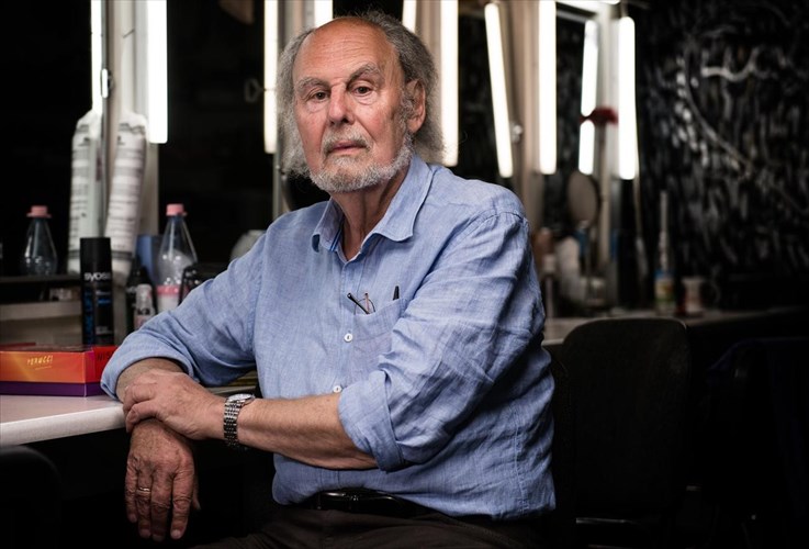 o-theatrikos-suggrafeas-folker-lountbix-erxetai-sto-kthbe