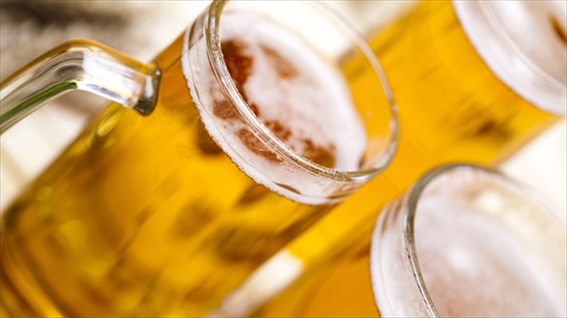 geusignosia-mpiras-sto-black-duck