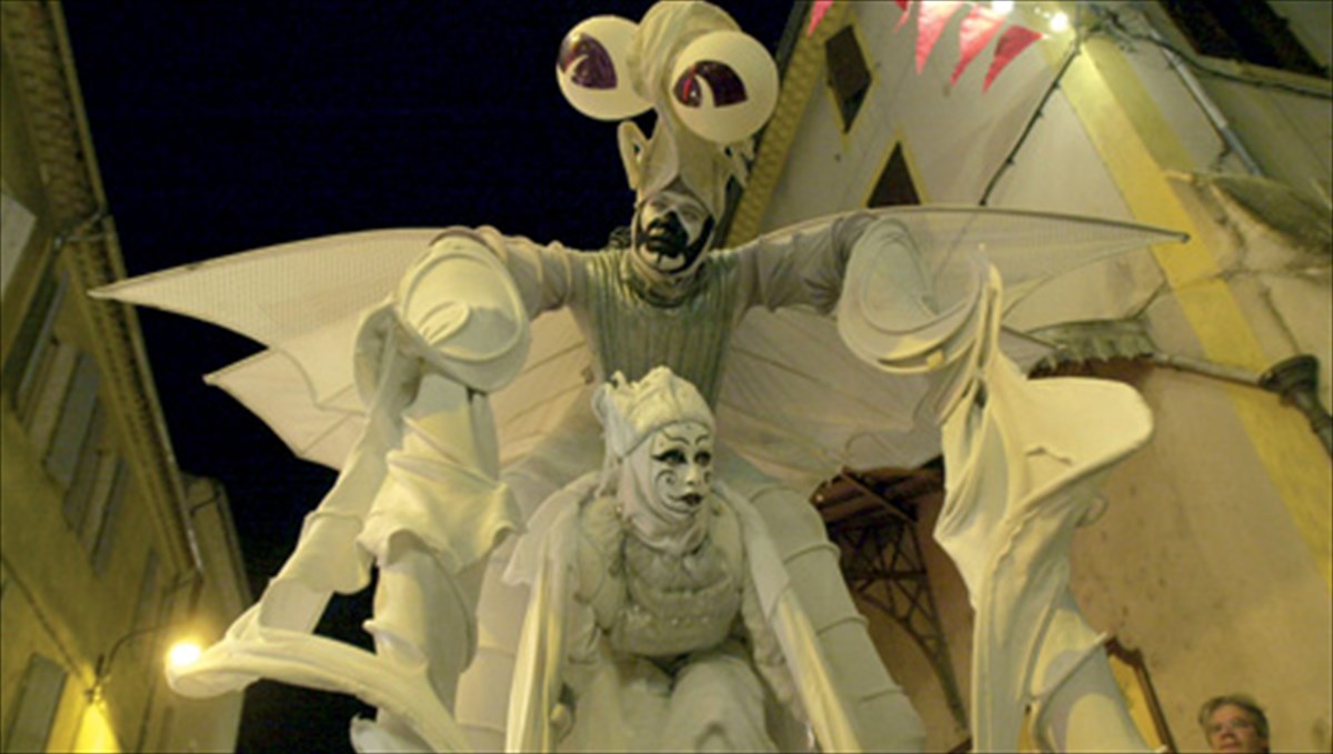 rok-opera-me-europaikous-thrulous