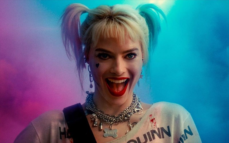 problimatismos-gia-tis-xamiles-ptiseis-tis-harley-quinn