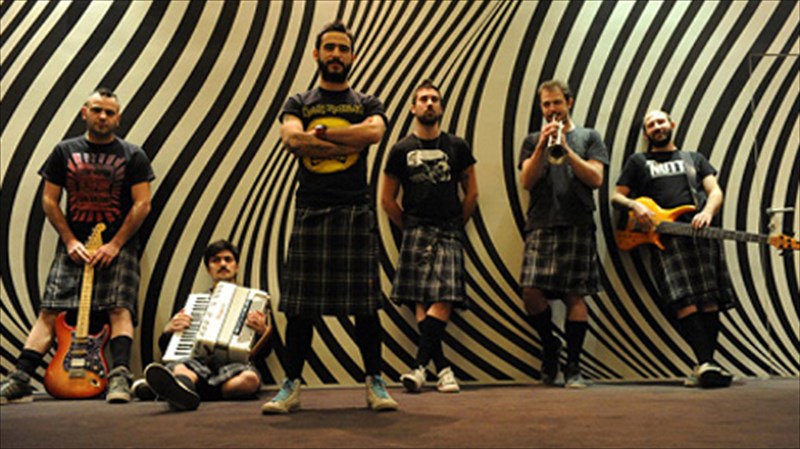 full-moon-party-me-tous-koza-mostra