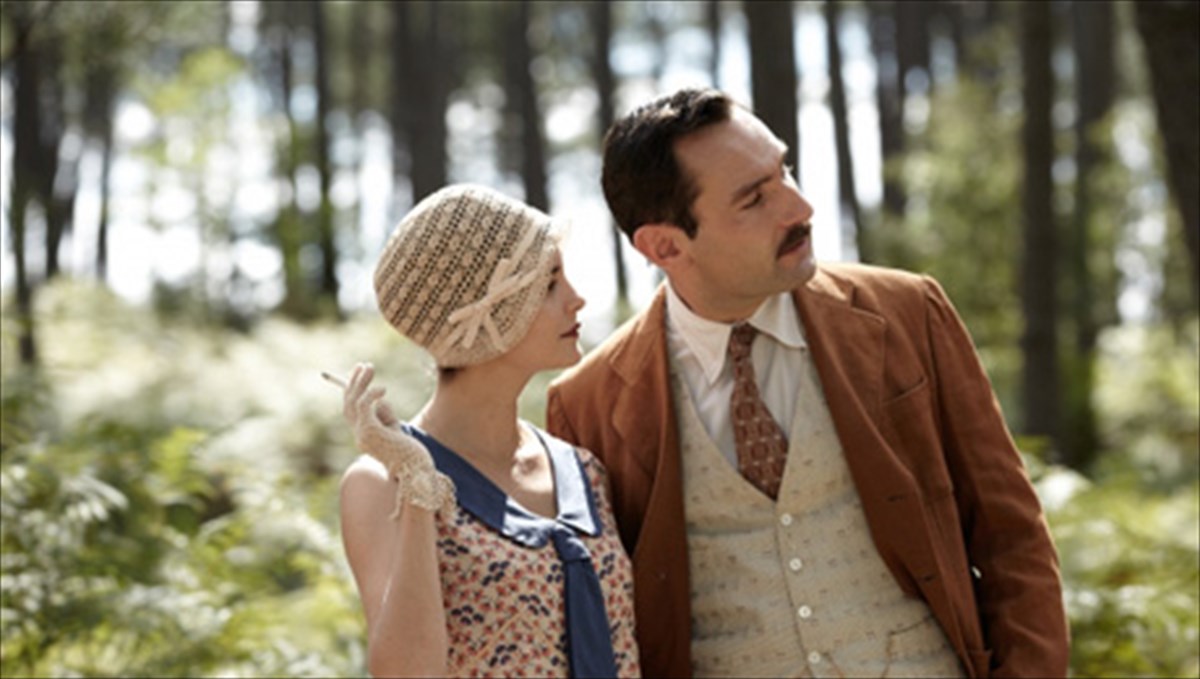 kritiki-tainiasto-krufo-pathos-tis-terez-nt