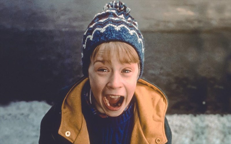 o-macaulay-culkin-ston-dekato-kuklo-tou-american-horror-story