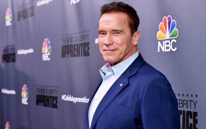 arnold-schwarzenegger-na-akoute-tous-eidikous-agnoiste-tous-ilithious