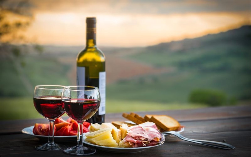 koronoios-oi-epidraseis-tou-sto-italiko-turi-kai-krasi