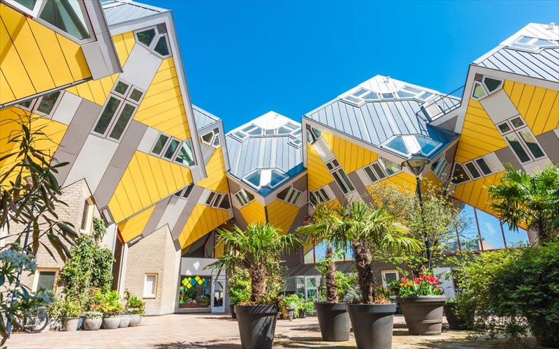 eseis-tha-menate-se-spiti-kubo