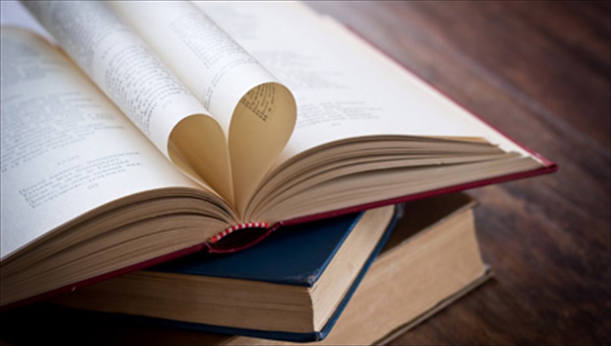 kataksiomenoi-suggrafeis-kai-klasika-erga-gia-to-fthinoporo-apo-tis-ekd-pataki