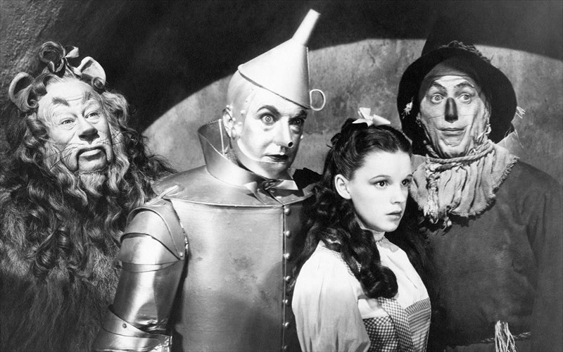 diadiktuako-movie-club-apo-ton-steven-spielberg-gia-tin-karantina