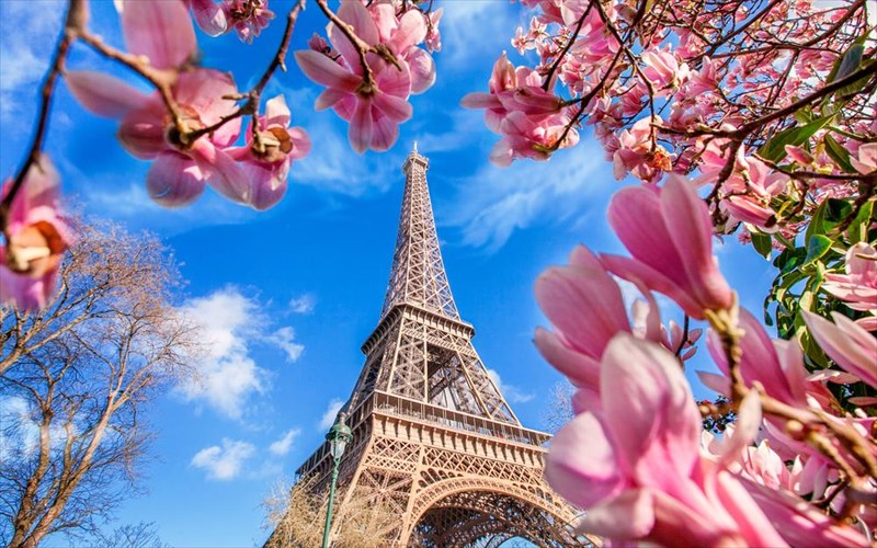 rixnoume-mia-klefti-matia-stin-anoiksi-se-diafores-poleis-mesa-apo-to-spiti-mas