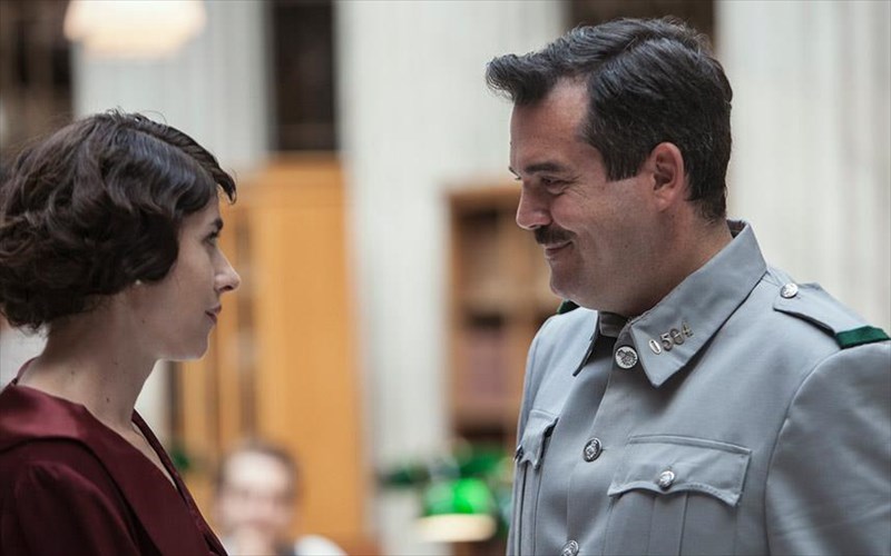 i-eutuxia-edose-ton-ruthmo-sta-fetina-brabeia-iris