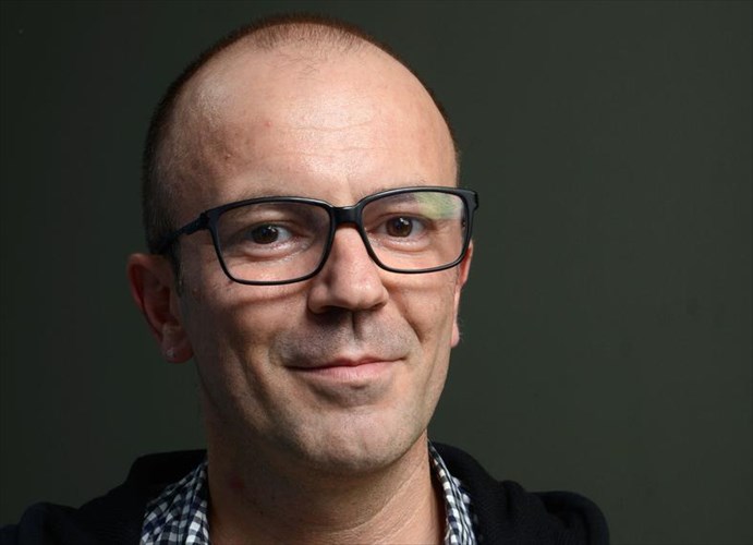 to-festibal-tainion-mikrou-mikous-dramas-exei-neo-kallitexniko-dieuthunti