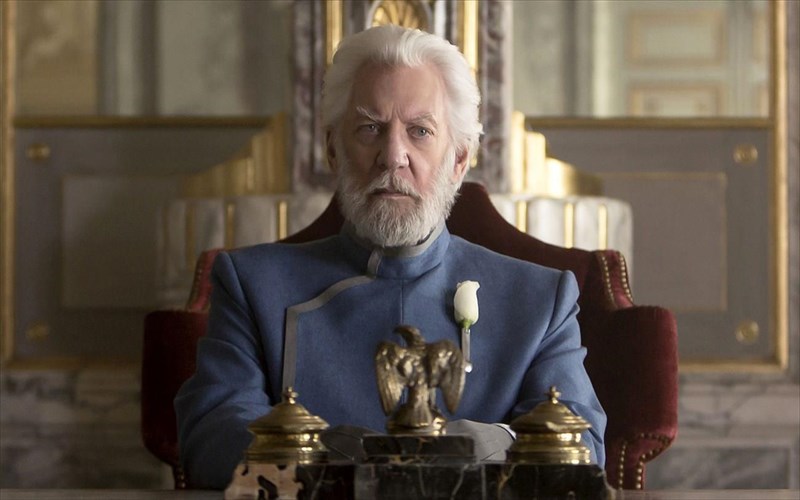 prasino-fos-gia-to-prikouel-tou-hunger-games