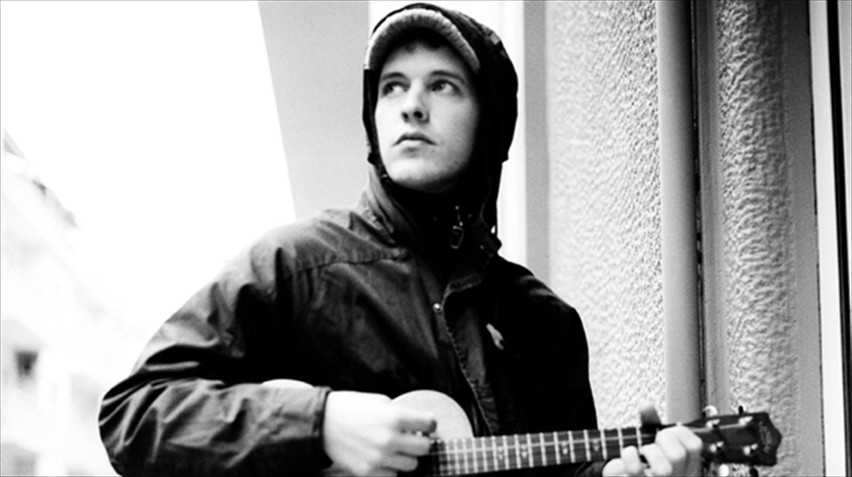 polupolitismiko-neo-aima-ston-stauro-tou-notou