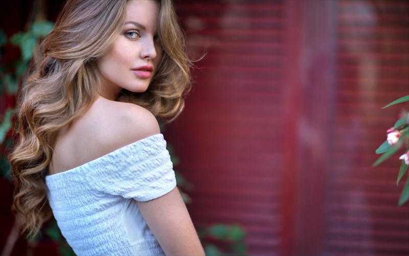 pos-na-diatirisete-to-xroma-ton-bammenon-mallion-sas-kata-ti-diarkeia-tis-karantinas