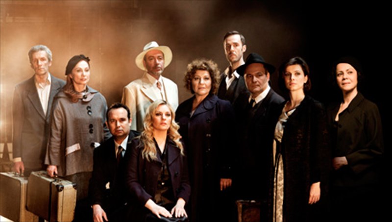 nea-deltia-eisodou-gia-tin-parastasimikis-theodorakis-poios-ti-zoi-mou-sti-makroniso